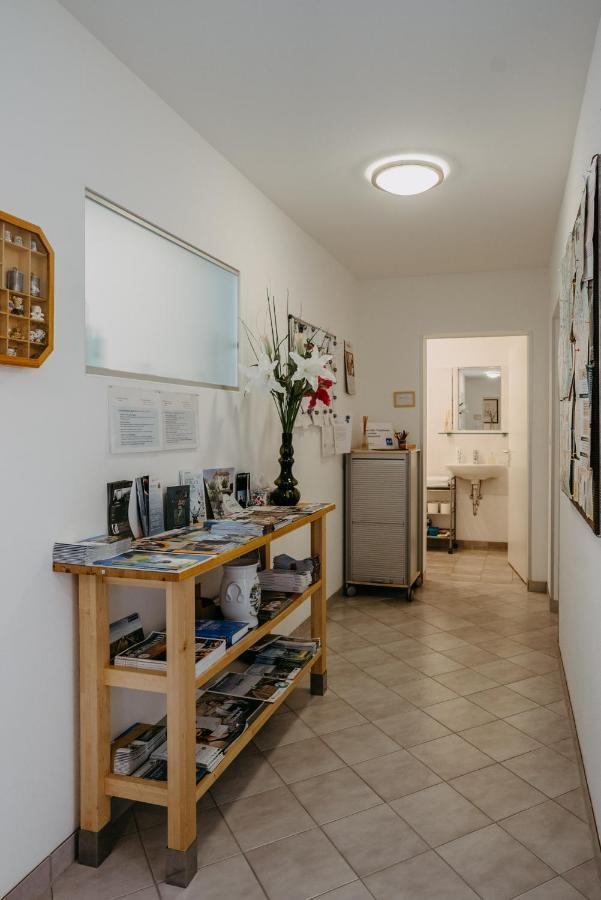 Haus Luna - Privatzimmer Im Sonnigen Suedburgenland Hackerberg ภายนอก รูปภาพ