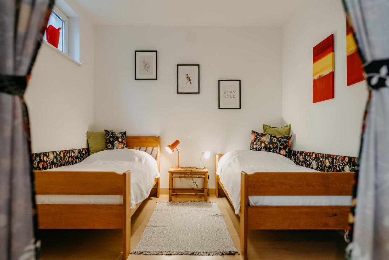 Haus Luna - Privatzimmer Im Sonnigen Suedburgenland Hackerberg ภายนอก รูปภาพ