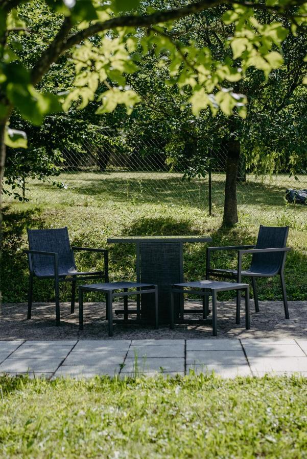 Haus Luna - Privatzimmer Im Sonnigen Suedburgenland Hackerberg ภายนอก รูปภาพ