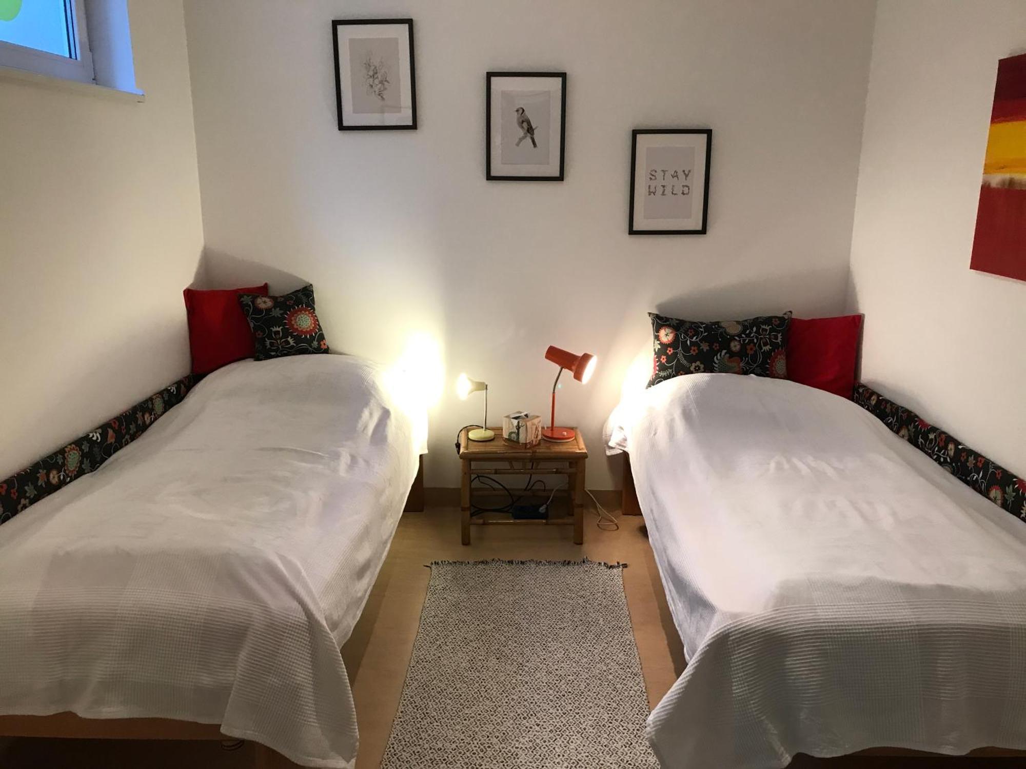 Haus Luna - Privatzimmer Im Sonnigen Suedburgenland Hackerberg ภายนอก รูปภาพ