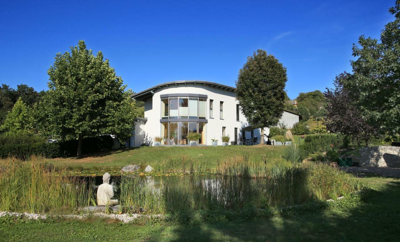 Haus Luna - Privatzimmer Im Sonnigen Suedburgenland Hackerberg ภายนอก รูปภาพ
